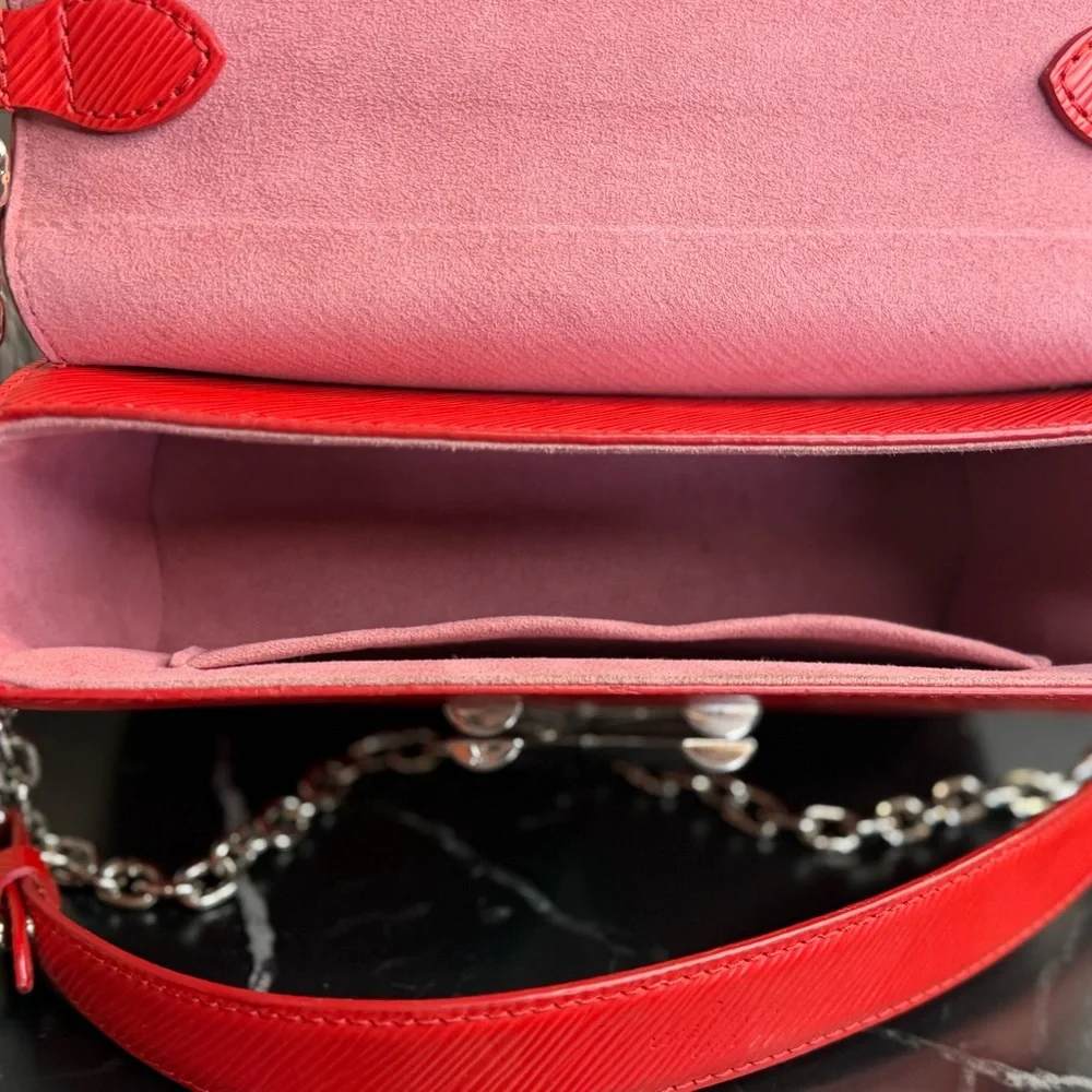 Louis Vuitton Red Crossbody Bag with Silver Chain - Picture 4 of 6